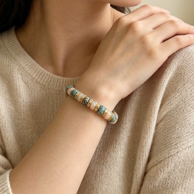 Bracciale vintage con motivo p - Photography Geometry recensione e prezzo