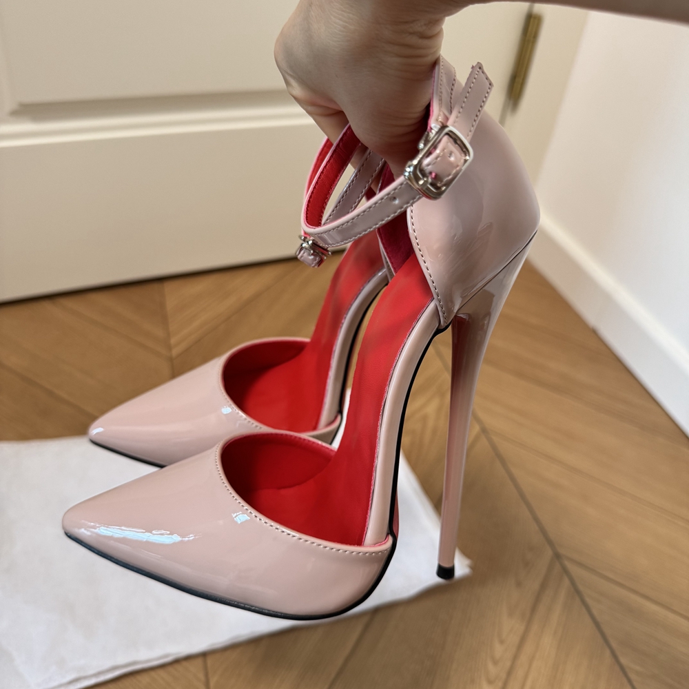 Scarpe con Tacco Ultra Alto 14 - Photography Club recensione e prezzo